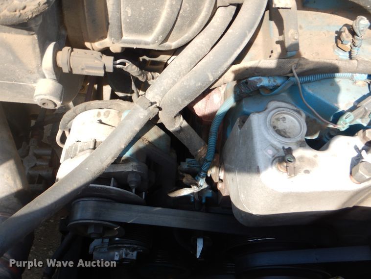 image for item FT9448 2003 International 4300 digger derrick truck