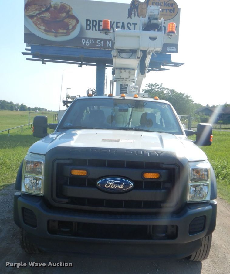 image for item FT9449 2011 Ford F550 Super Duty bucket truck