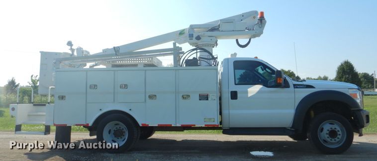 image for item FT9449 2011 Ford F550 Super Duty bucket truck