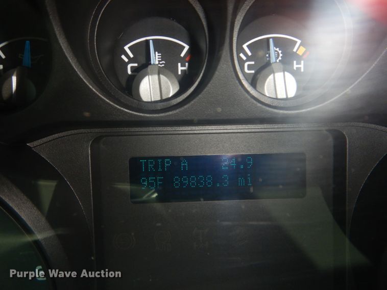 image for item FT9449 2011 Ford F550 Super Duty bucket truck