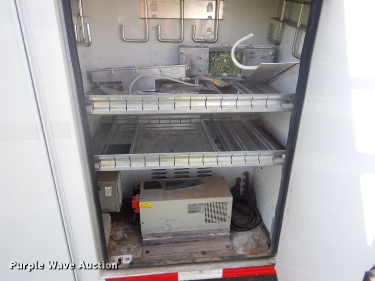 image for item FT9449 2011 Ford F550 Super Duty bucket truck