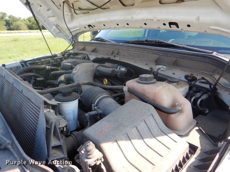 image for item FT9449 2011 Ford F550 Super Duty bucket truck