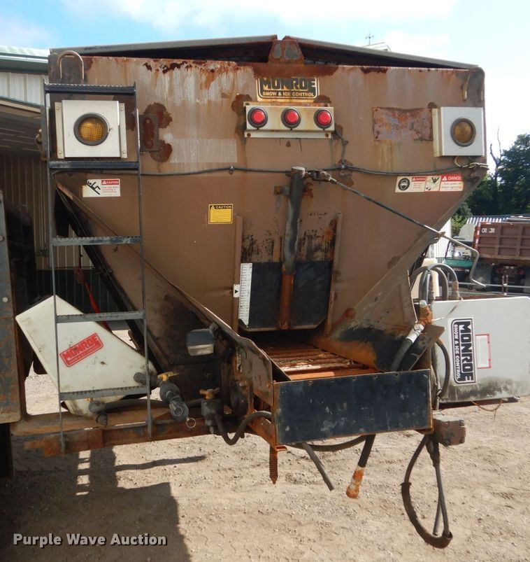 image for item FU9417 Monroe spreader