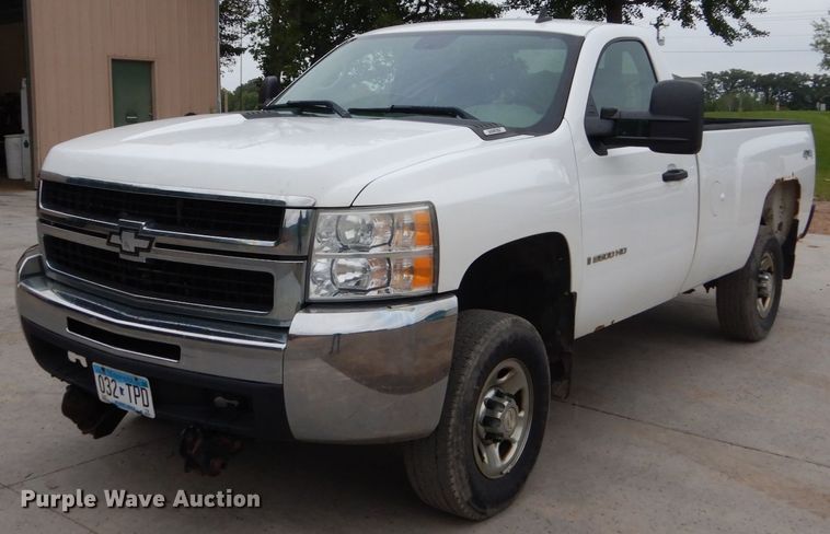 image for item FU9421 2008 Chevrolet Silverado 2500HD pickup truck