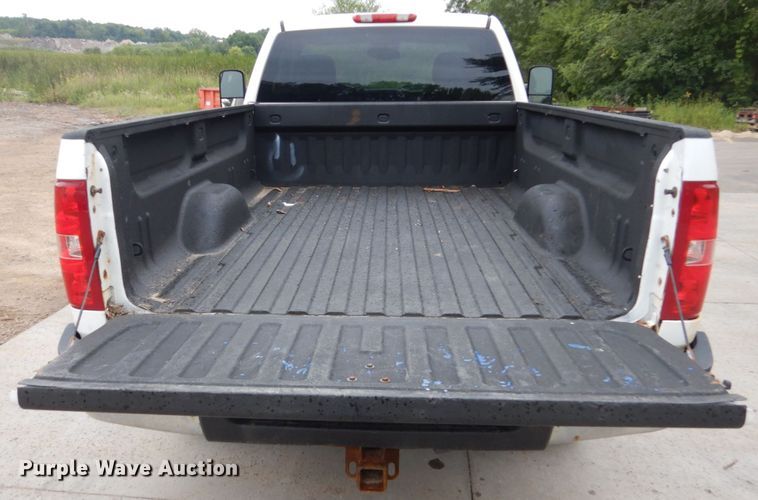 image for item FU9421 2008 Chevrolet Silverado 2500HD pickup truck