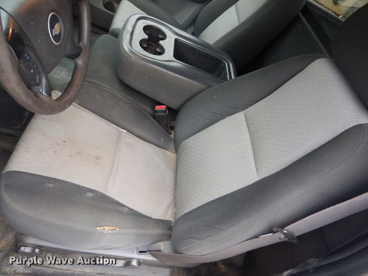 image for item FU9421 2008 Chevrolet Silverado 2500HD pickup truck