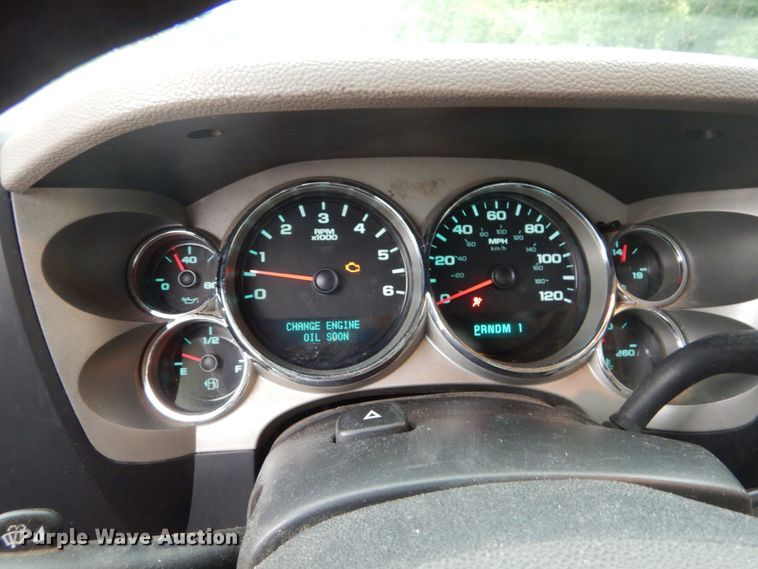 image for item FU9421 2008 Chevrolet Silverado 2500HD pickup truck