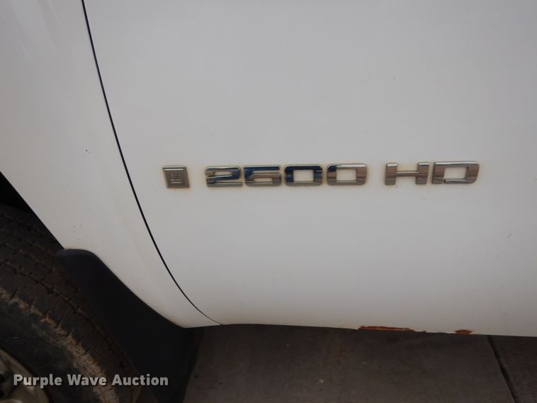 image for item FU9421 2008 Chevrolet Silverado 2500HD pickup truck
