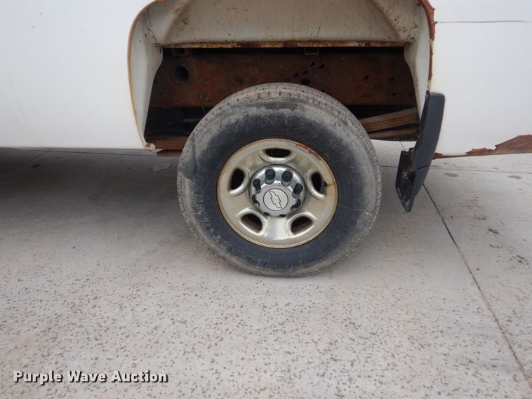 image for item FU9421 2008 Chevrolet Silverado 2500HD pickup truck