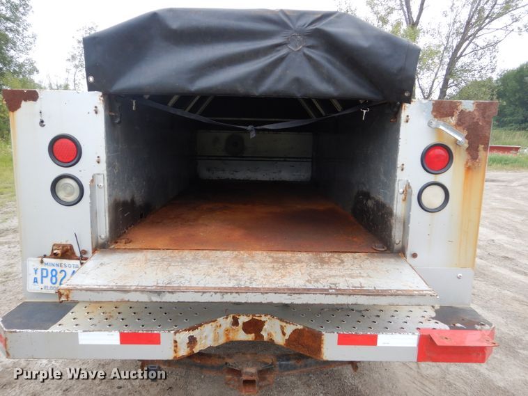 image for item FU9423 2009 Ford F350 Super Duty SuperCab utility bed pickup truck