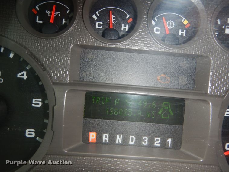 image for item FU9423 2009 Ford F350 Super Duty SuperCab utility bed pickup truck