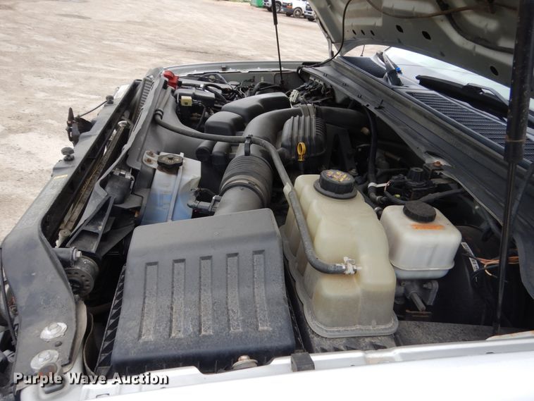 image for item FU9423 2009 Ford F350 Super Duty SuperCab utility bed pickup truck