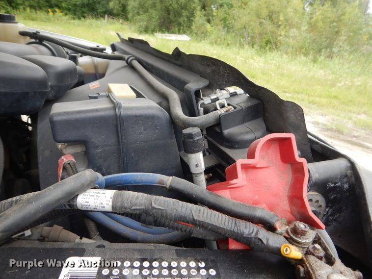 image for item FU9423 2009 Ford F350 Super Duty SuperCab utility bed pickup truck