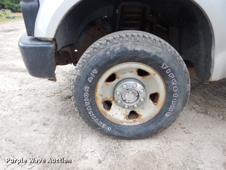 image for item FU9423 2009 Ford F350 Super Duty SuperCab utility bed pickup truck