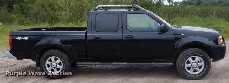 image for item FU9424 2004 Nissan Frontier Crew Cab pickup truck