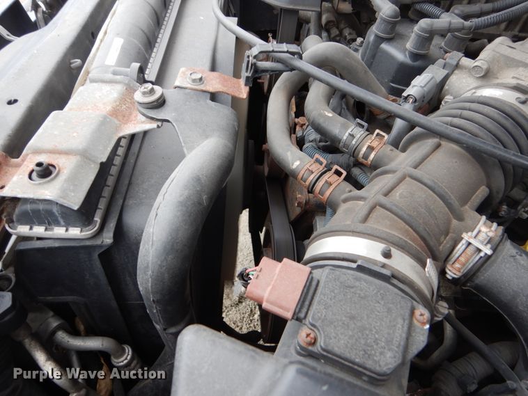 image for item FU9424 2004 Nissan Frontier Crew Cab pickup truck