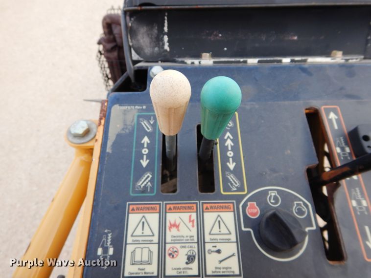 image for item FX9253 2015 Vermeer RTX150 trencher