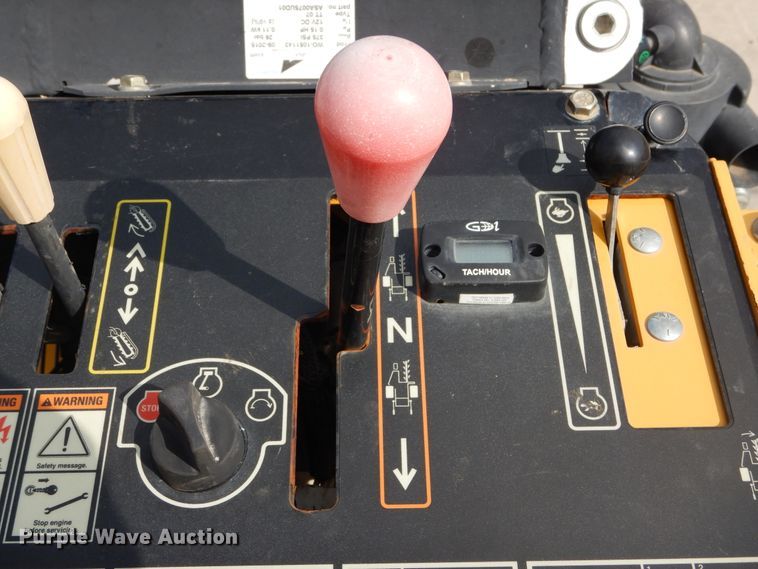 image for item FX9255 2016 Vermeer RTX150 trencher