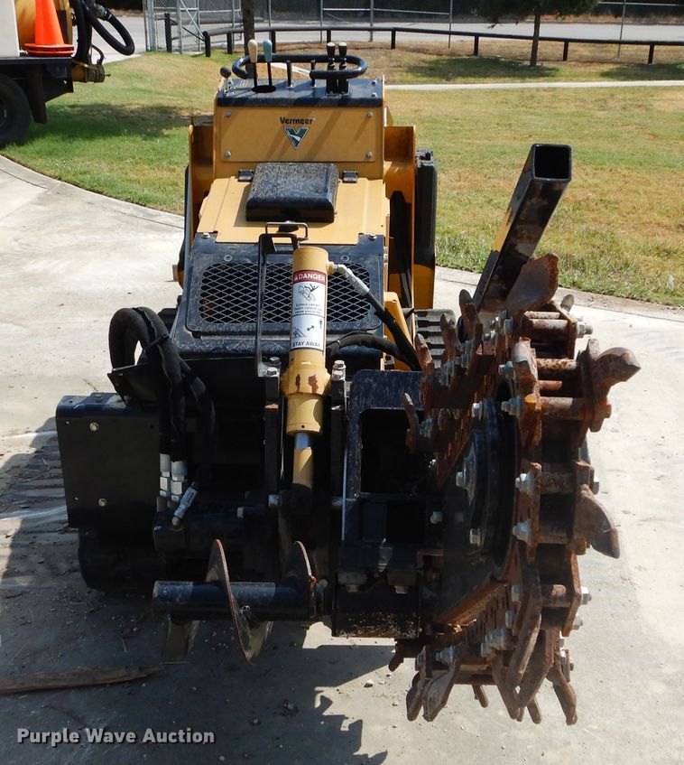 image for item FX9256 2016 Vermeer FTX25 trencher
