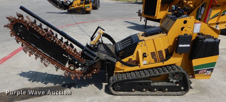 image for item FX9256 2016 Vermeer FTX25 trencher