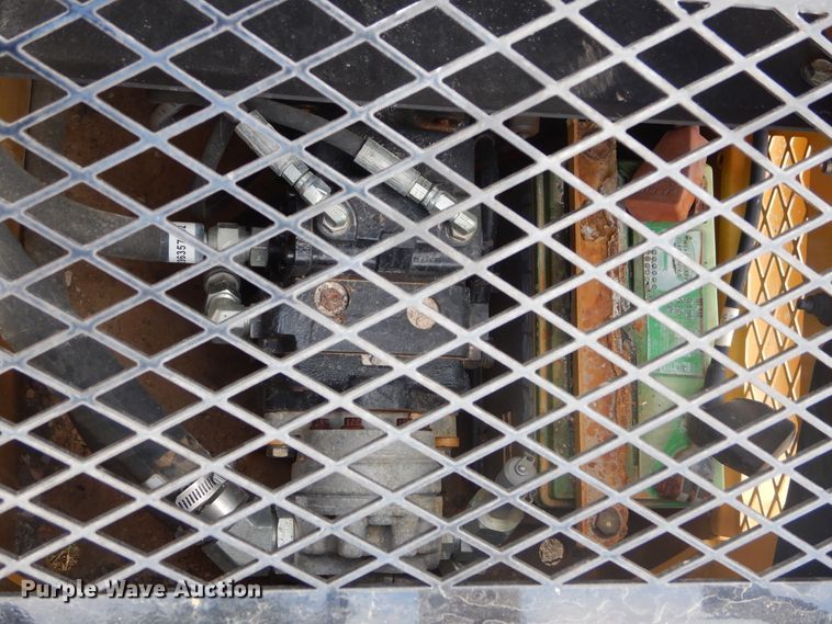 image for item FX9258 2016 Vermeer FTX25 trencher