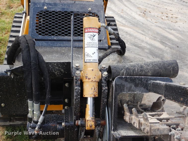 image for item FX9258 2016 Vermeer FTX25 trencher