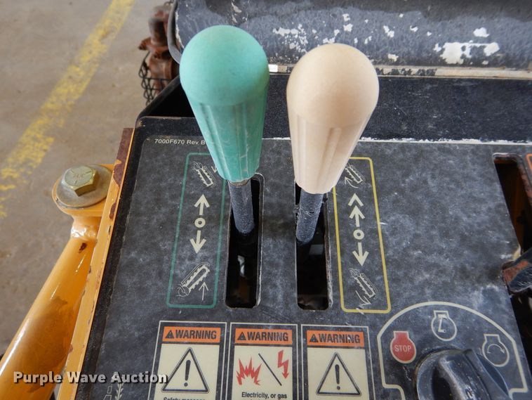 image for item FX9259 2015 Vermeer RTX150 trencher