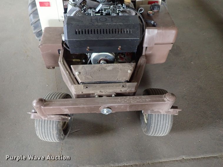 image for item GB9300 Grasshopper 727 ZTR lawn mower