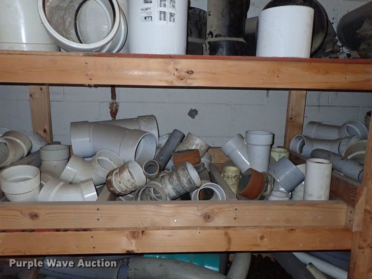 image for item GB9301 Pipe and fittings