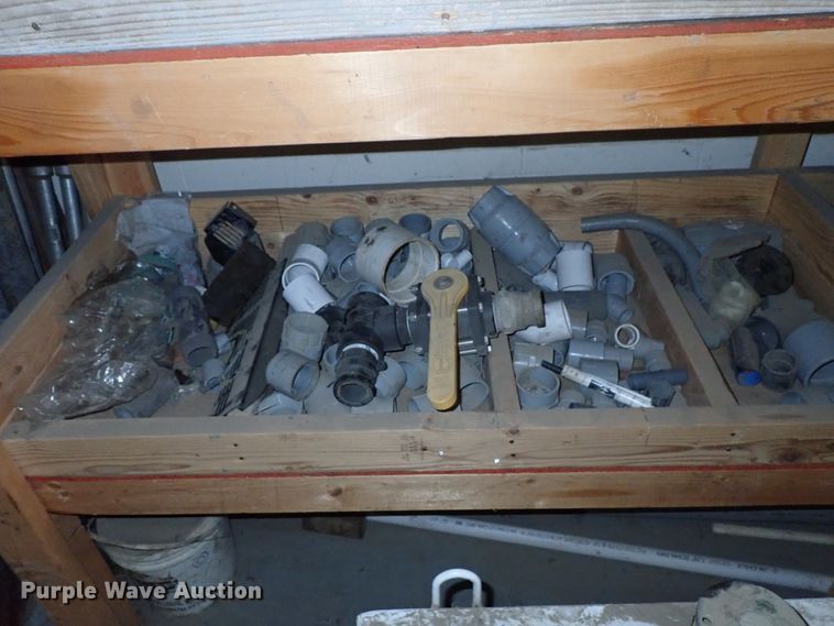 image for item GB9301 Pipe and fittings