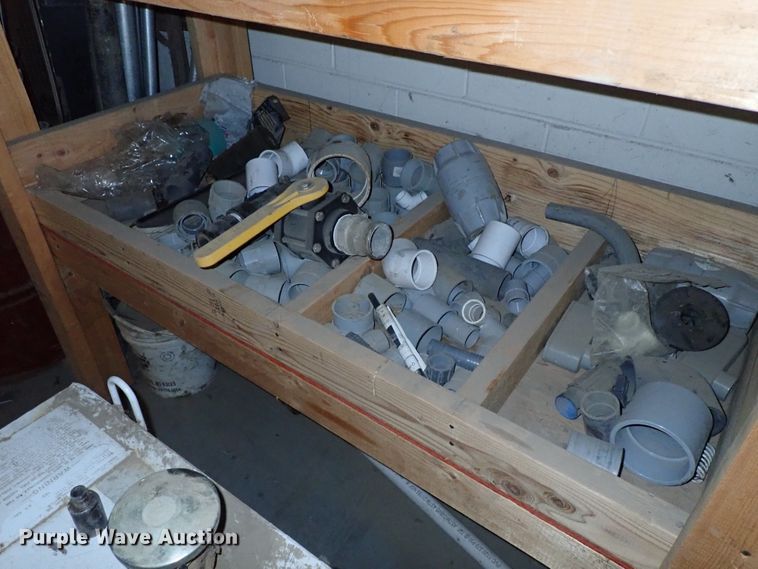 image for item GB9301 Pipe and fittings