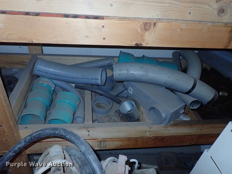 image for item GB9301 Pipe and fittings