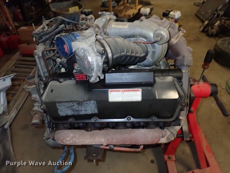 image for item GB9349 2001 International B250 7.3L V8 diesel engine