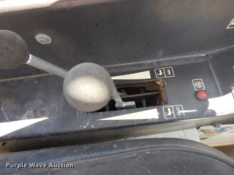 image for item GG9086 Tennant sweeper