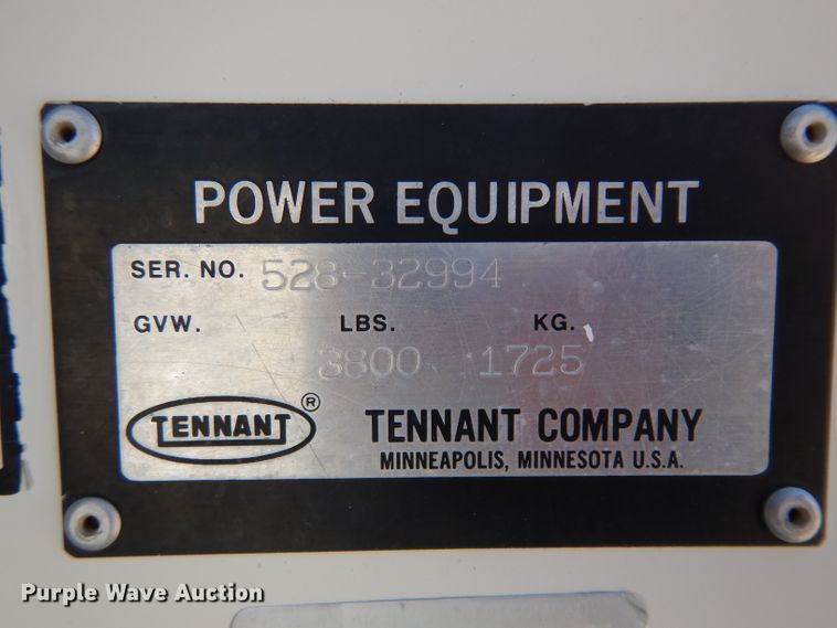 image for item GG9086 Tennant sweeper