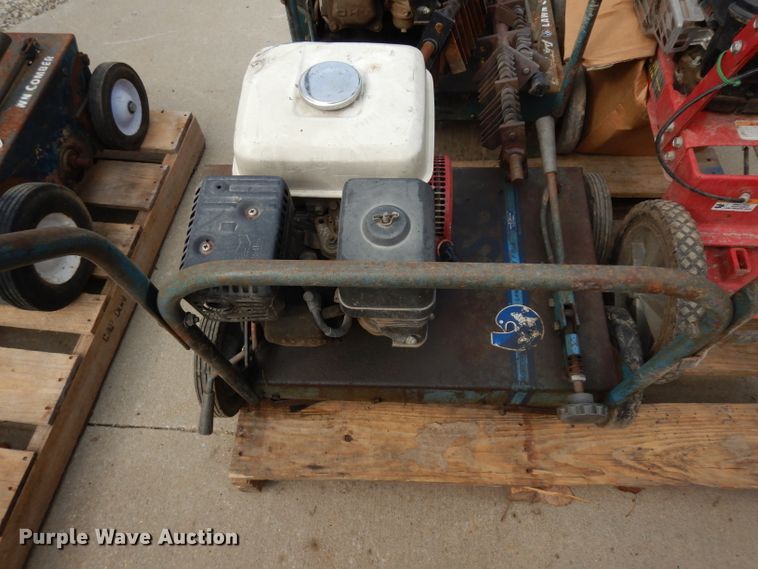 image for item GG9099 Lawn and garden equipment