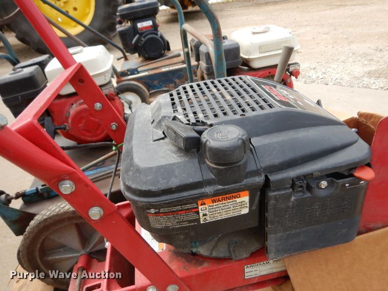 image for item GG9099 Lawn and garden equipment