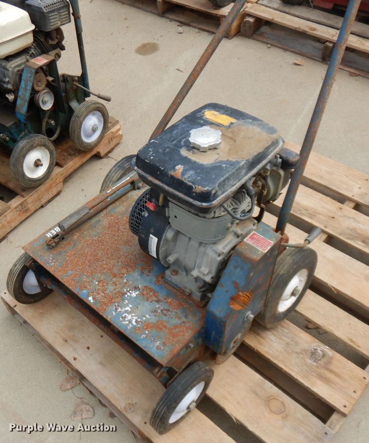 image for item GG9099 Lawn and garden equipment