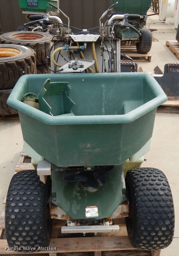 image for item GG9103 Permagreen spreader