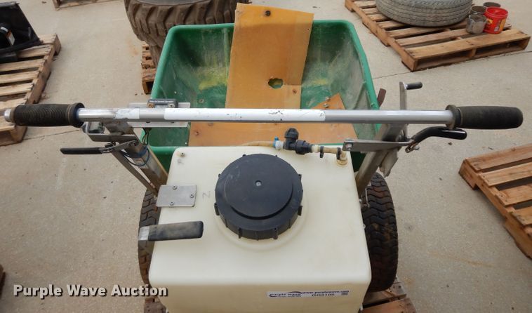 image for item GG9105 (2) Permagreen spreaders