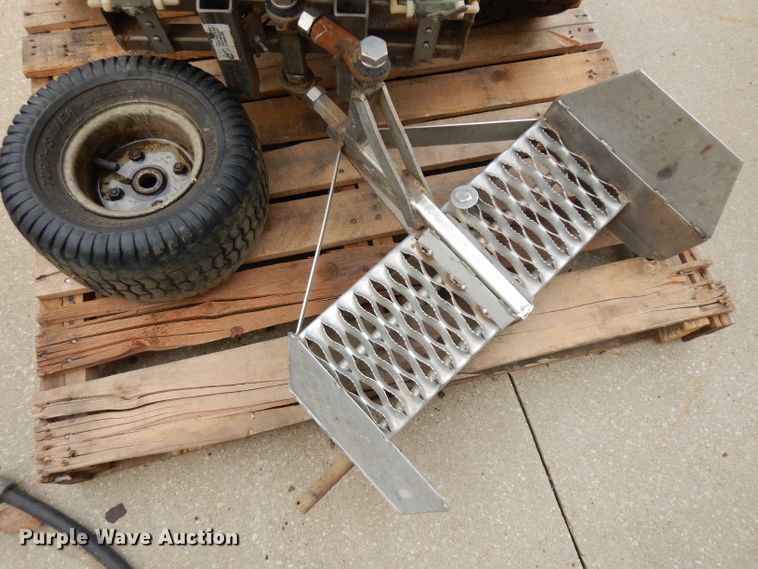 image for item GG9105 (2) Permagreen spreaders