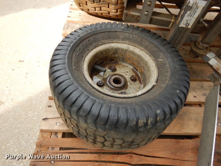 image for item GG9105 (2) Permagreen spreaders