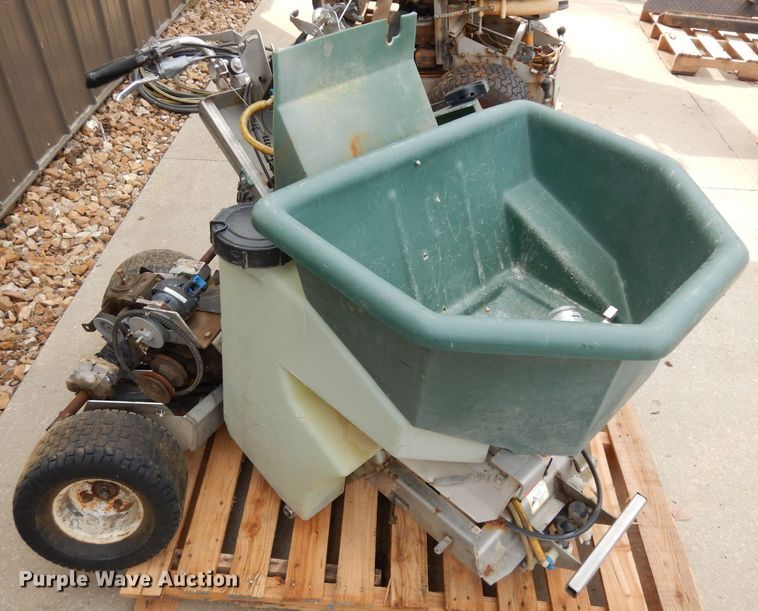 image for item GG9105 (2) Permagreen spreaders