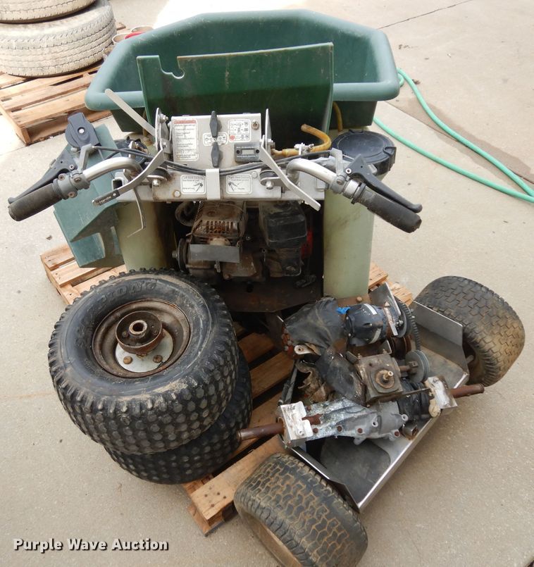 image for item GG9105 (2) Permagreen spreaders