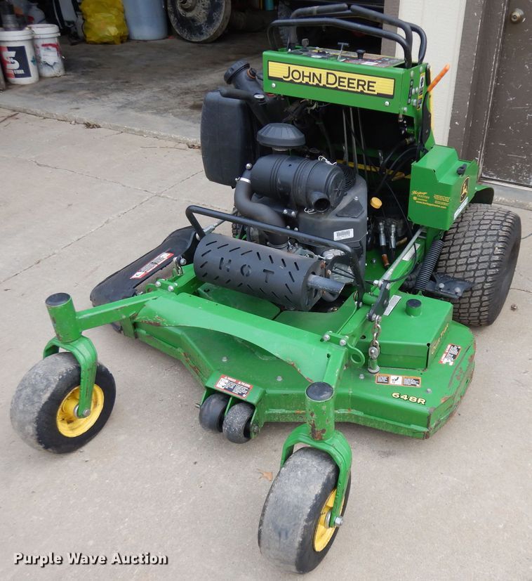 image for item GG9108 2017 John Deere 648R QT ZTR lawn mower