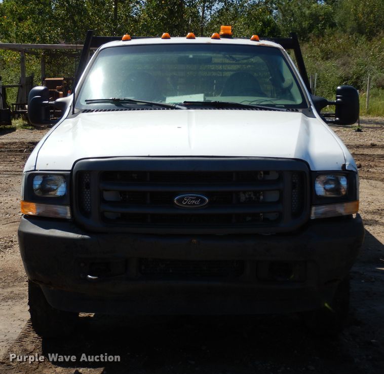 image for item GG9127 2003 Ford F450 Super Duty flatbed truck
