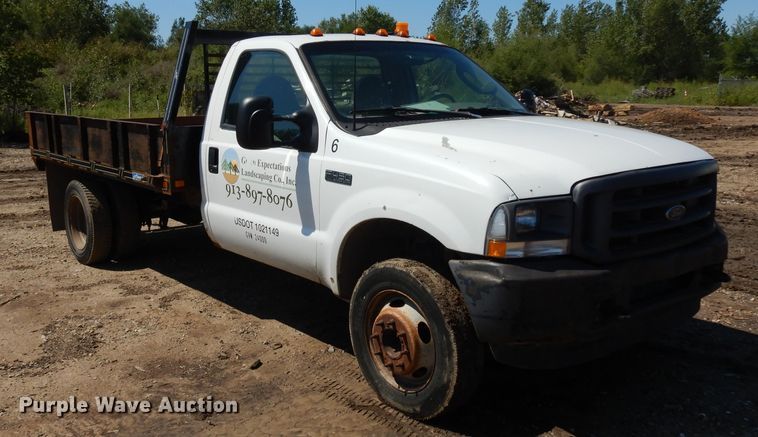 image for item GG9127 2003 Ford F450 Super Duty flatbed truck