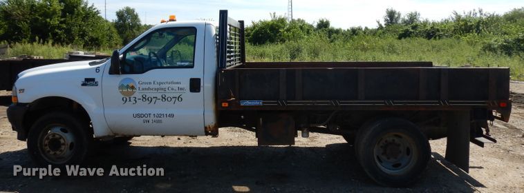 image for item GG9127 2003 Ford F450 Super Duty flatbed truck