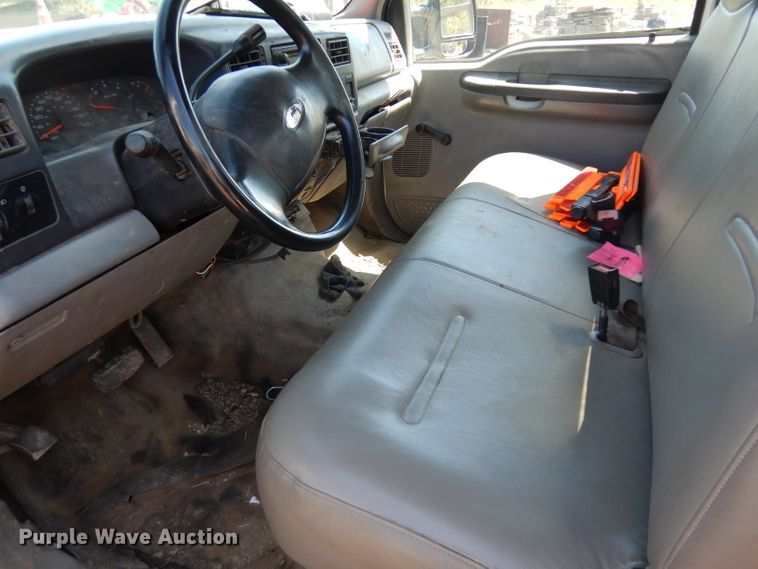 image for item GG9127 2003 Ford F450 Super Duty flatbed truck