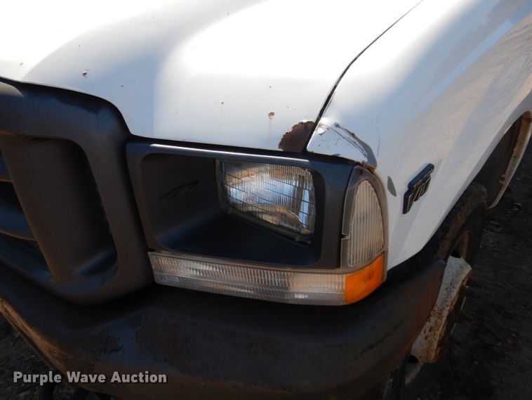 image for item GG9127 2003 Ford F450 Super Duty flatbed truck